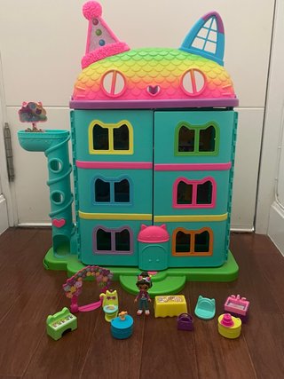 Casa de Muñecas Gabby Arcoíris