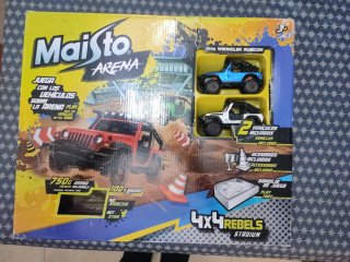 Maisto Arena 4x4 Rebels Stadium - Circuito Coches