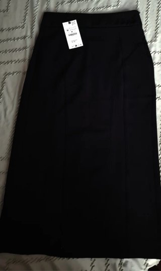 Falda midi negra Zara