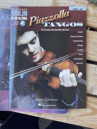 Violín Play-Along Piazzolla Tangos Vol. 46