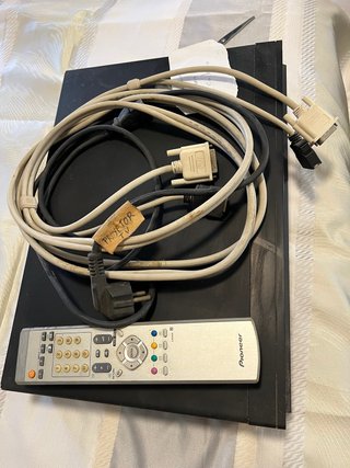 Proiettore TV Pioneer con cavi e telecomando