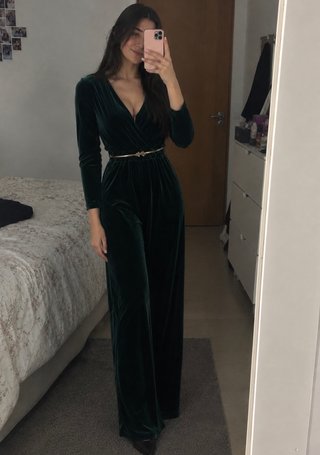 Mono de terciopelo verde
