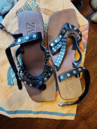 Botas piel marrones, sandalias, botines, etc
