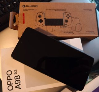 OPPO A98 5G y Mando GameSir