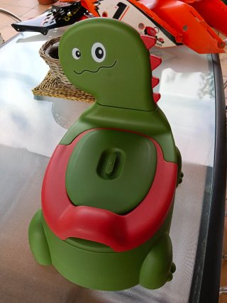 Orinal Infantil con Diseño de Dinosaurio