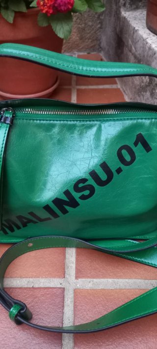Bolso verde de mano y hombro MALINSU.01