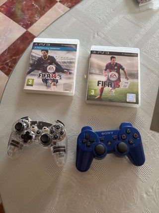 PS3 FIFA 14 y FIFA 15 + 2 mandos