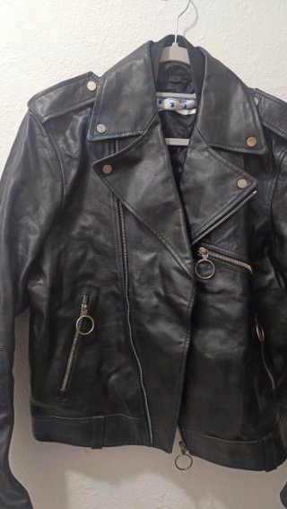 Chaqueta Off-White Negra