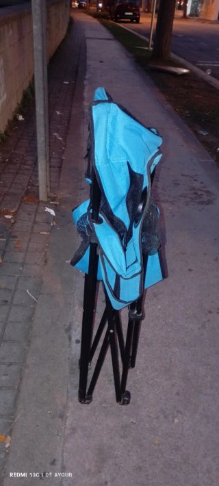 Silla Plegable Azul y Negra