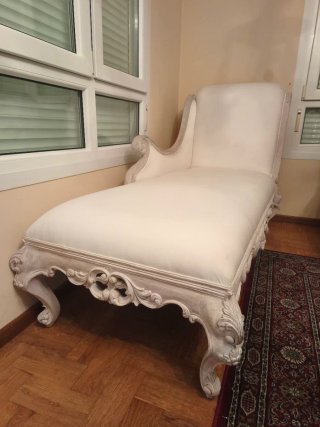 Chaise longue barocca in legno e tessuto