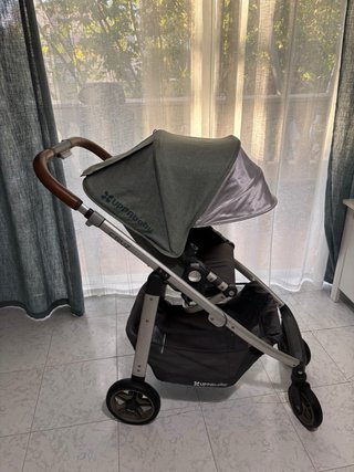 Carrito de bebé UPPAbaby Cruz