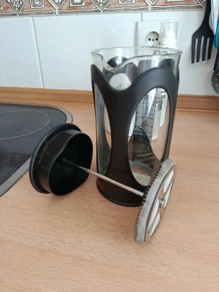 Cafetera de émbolo de cristal francesa (Bodum)