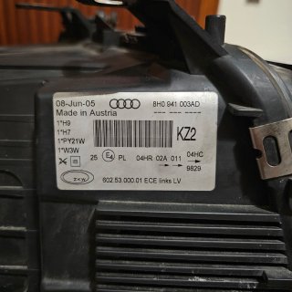 Faróis Halogéneo Audi A4 8H (Versão Inglesa)