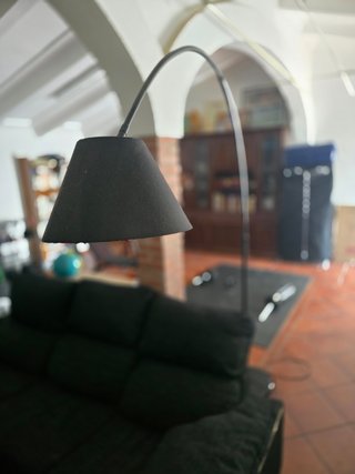Lámpara de Pie Arco Extensible Negra