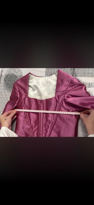 Corpiño fallera fucsia con encaje