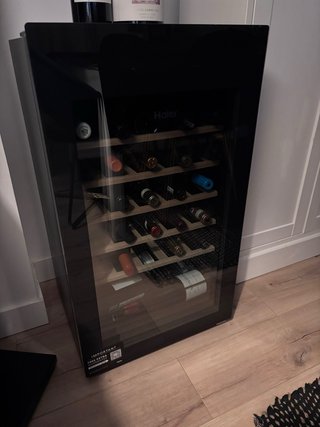 Vinoteca Haier HWS34GGH1