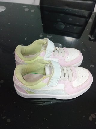 Sneakers rosa e bianche