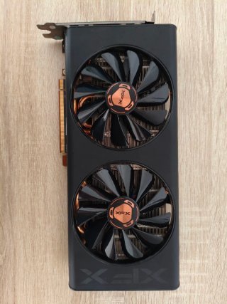 Tarjeta Gráfica XFX RX 5700 XT 8GB