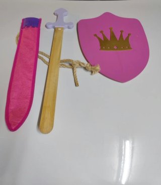 Espada y escudo medieval infantil