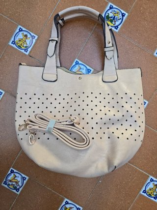 Bolso Beige Rosado Versátil con Tiras