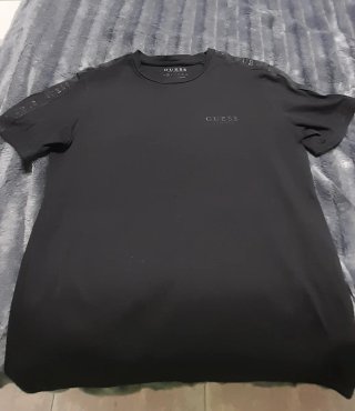 Camiseta Guess Negra Hombre