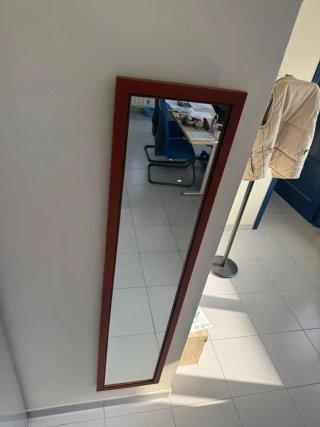 Espejo de madera con marco