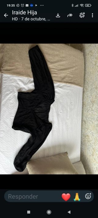 Blusa Negra con Bordados Talla M