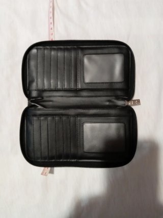 Monedero Guess Negro y Beige