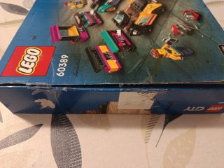 LEGO City Taller de Coches 60389 incompleto