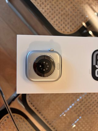 Apple Watch Series 10 (GPS + Cellular) + 5 correas