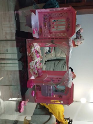 Casa delle bambole stile Barbie