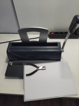 Encuadernadora LEITZ spiralBIND 100