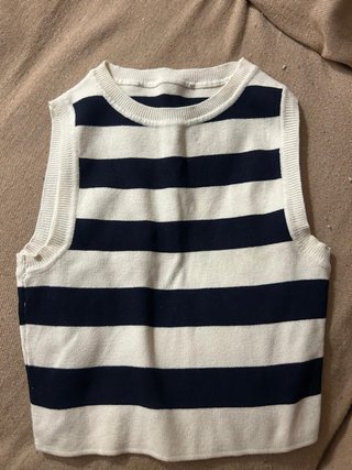 Top Stradivarius de rayas