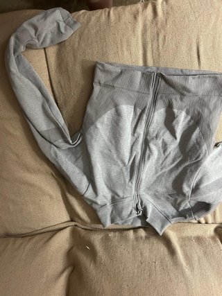 Sudadera Ajustada Gris con Cremallera