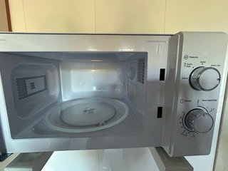 Microondas Artica Blanco