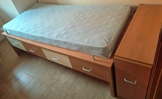 Mueble cama+ armario cabecero+ colchón DESMONTADO