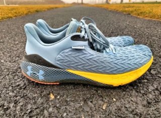 Zapatillas Under Armour HOVR Machina 3 Azul/Amaril
