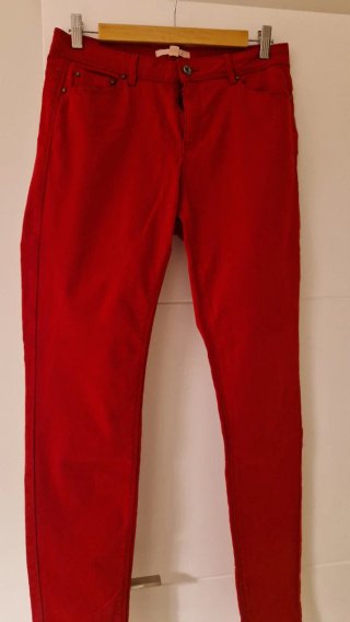 Pantalón vaquero rojo Springfield