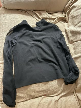 Blusa negra Kiavi