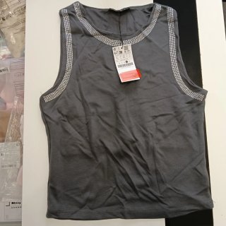 Blusa Zara Gris con Detalles de Pedrería