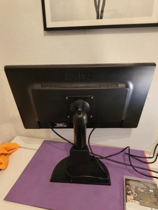 Monitor BenQ GL2460 con base Lenovo