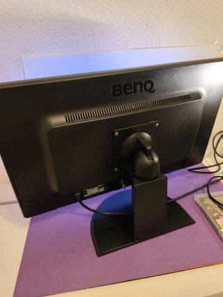 Monitor BenQ GL2460 con base Lenovo