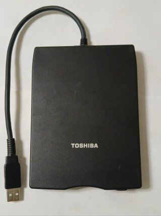 Disquetera Externa Toshiba USB FDD