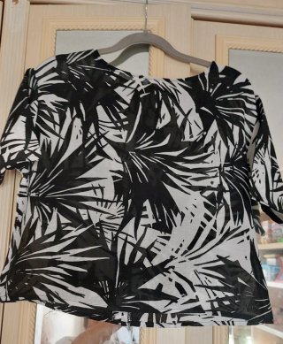 Blusa Zara Estampada Blanco y Negro Talla S
