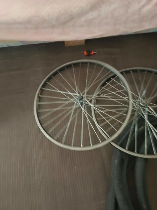 Ruedas Mavic 700c Carretera Clásica