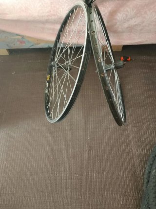 Ruedas Mavic 700c Carretera Clásica