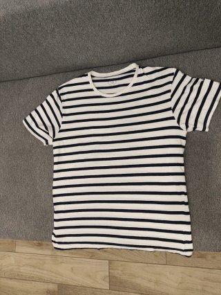 Camiseta de Rayas Azul y Blanca