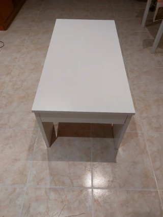 Mesa de centro blanca de madera