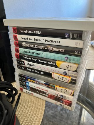 Playstation 3 fat + 2 mandos + juegos