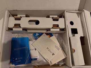 Caja PlayStation 4 (PS4)